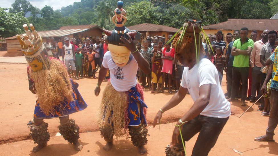 UBANG: A Community Where Men and Women Communicate With Different languages